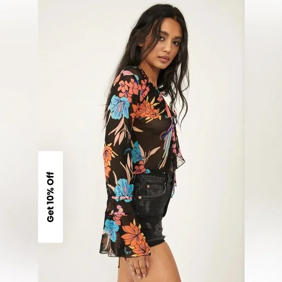 Free People Of Paradise Black Floral Sheer Crop Top size Small NEW - Picture 3 of 15